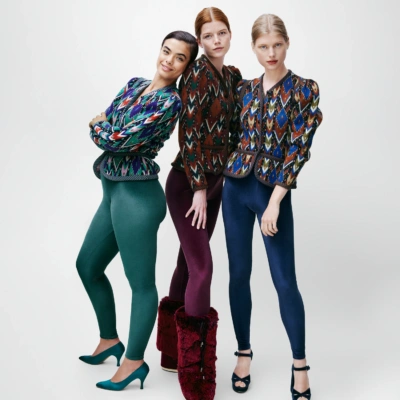 Leggings velours lisse Vert Malachite, Bordeaux Gala et Blue Velvet Modèles en leggings velours Blue Velvet, Vert Malachite et Bordeaux Gala, allure mode élégante