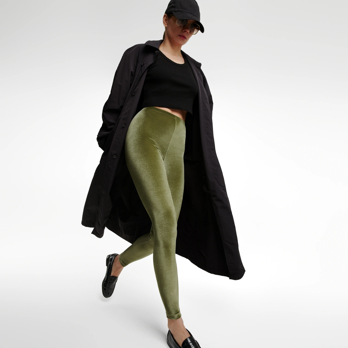 Legging velours Army Green coupe classique femme lifestyle - pantalon velours stretch mode haut de gamme chic