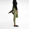 Legging velours lisse Army Green, Coupe Classique Legging velours Army Green coupe classique femme profil - leggings stretch mode premium casual élégant tendance