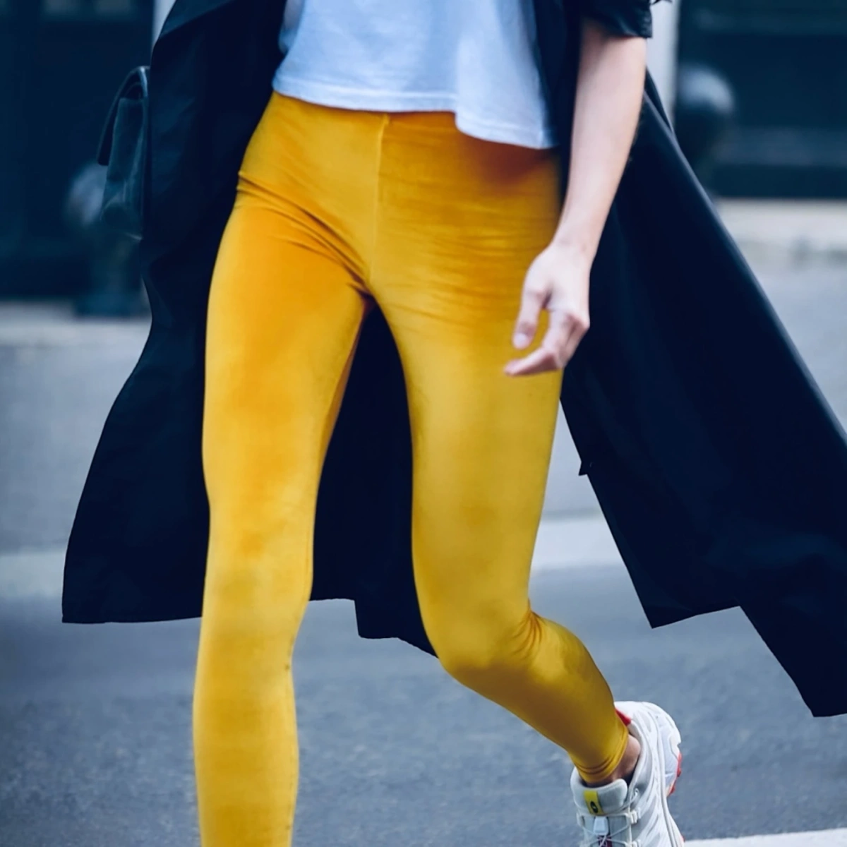 legging velours femme jaune éclatant – coupe taille haute seconde peau – pattes de velours paris