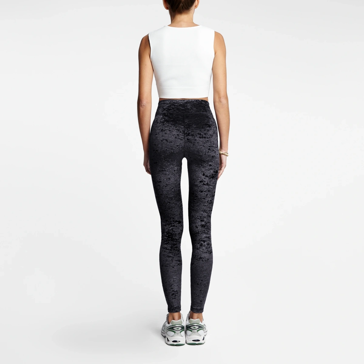 Legging velours noir signature coupe sportive femme vu de dos – taille haute