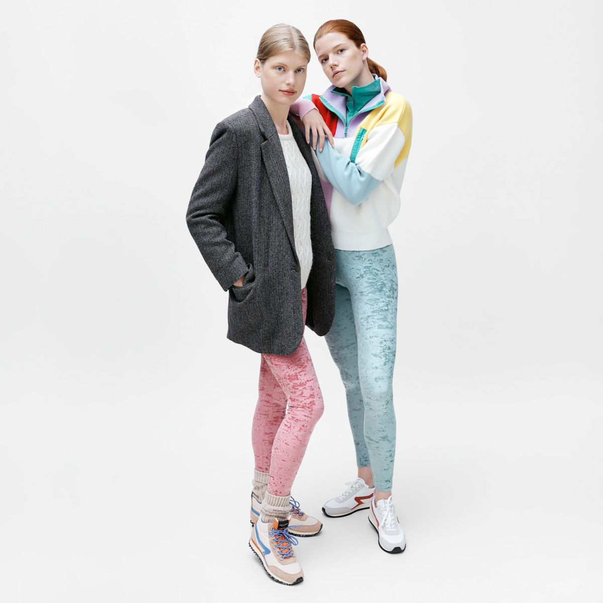 Legging velours texturé rose corail et bleu glacier coupe classique femme – look lifestyle Pattes de Velours Paris